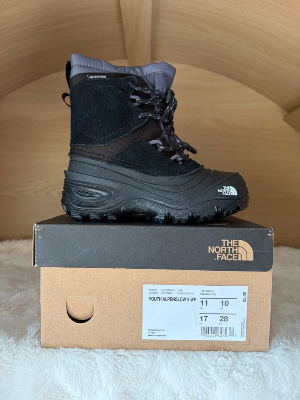 ✨$60✨NIB•The North Face Kids’ Teen Alpenglow V Waterproof Boot | Black | Size 11